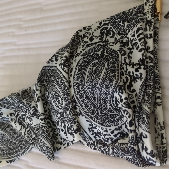 Vix Paula Hermanny Matching bikini set Romantic White Black Print With Gold - Picture 3 of 16